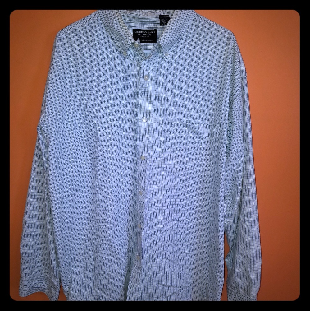 American Eagle Button Down Mens XL EUC